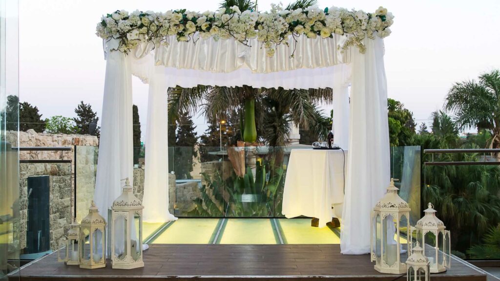 La décoration d'un mariage juif