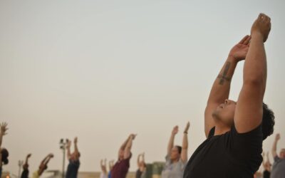 Yoga pour hommes : bénéfices et routines de débutant
